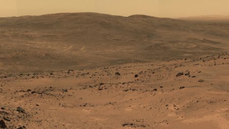 Ученые: поверхность современного Марса непригодна для существования микроорганизмов