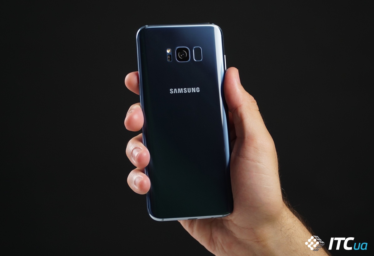 Samsung представил в Украине лимитированную версию Galaxy S8+ Blue. Что в нём особенного?