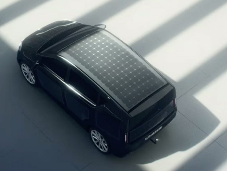 Немецкая компания Sono Motors представила электромобиль Sion стоимостью 16 тыс. евро с интегрированным в кузов солнечными панелями