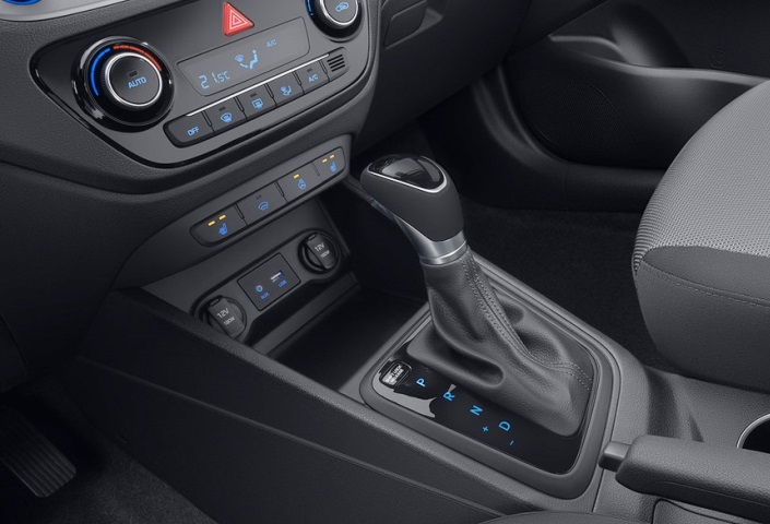 Дуэль: Hyundai Accent и Citroen C-Elysee (+ окупаемость дизельного Peugeot 301)