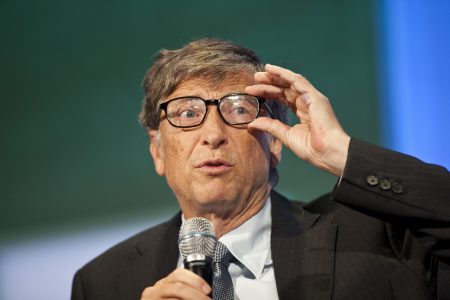 Билл Гейтс призвал демократизировать технологический прогресс, иначе пропасть между богатыми и бедными может усугубиться