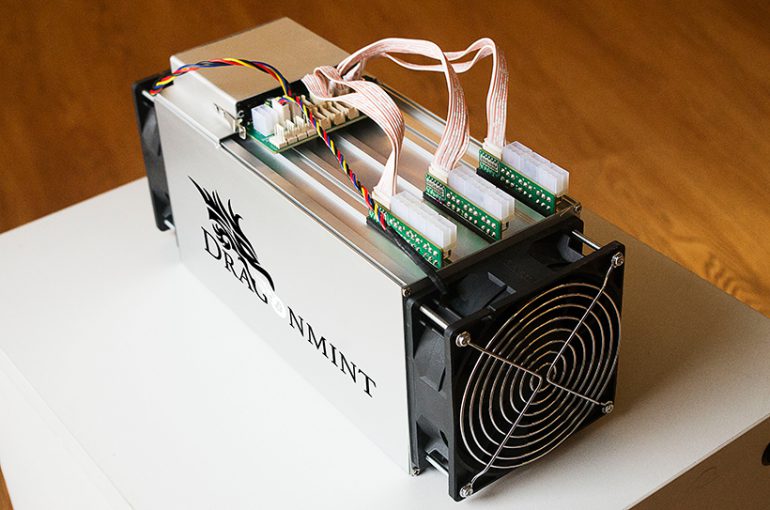 DragonMint-Miner-visual-with-Logo-Angle.