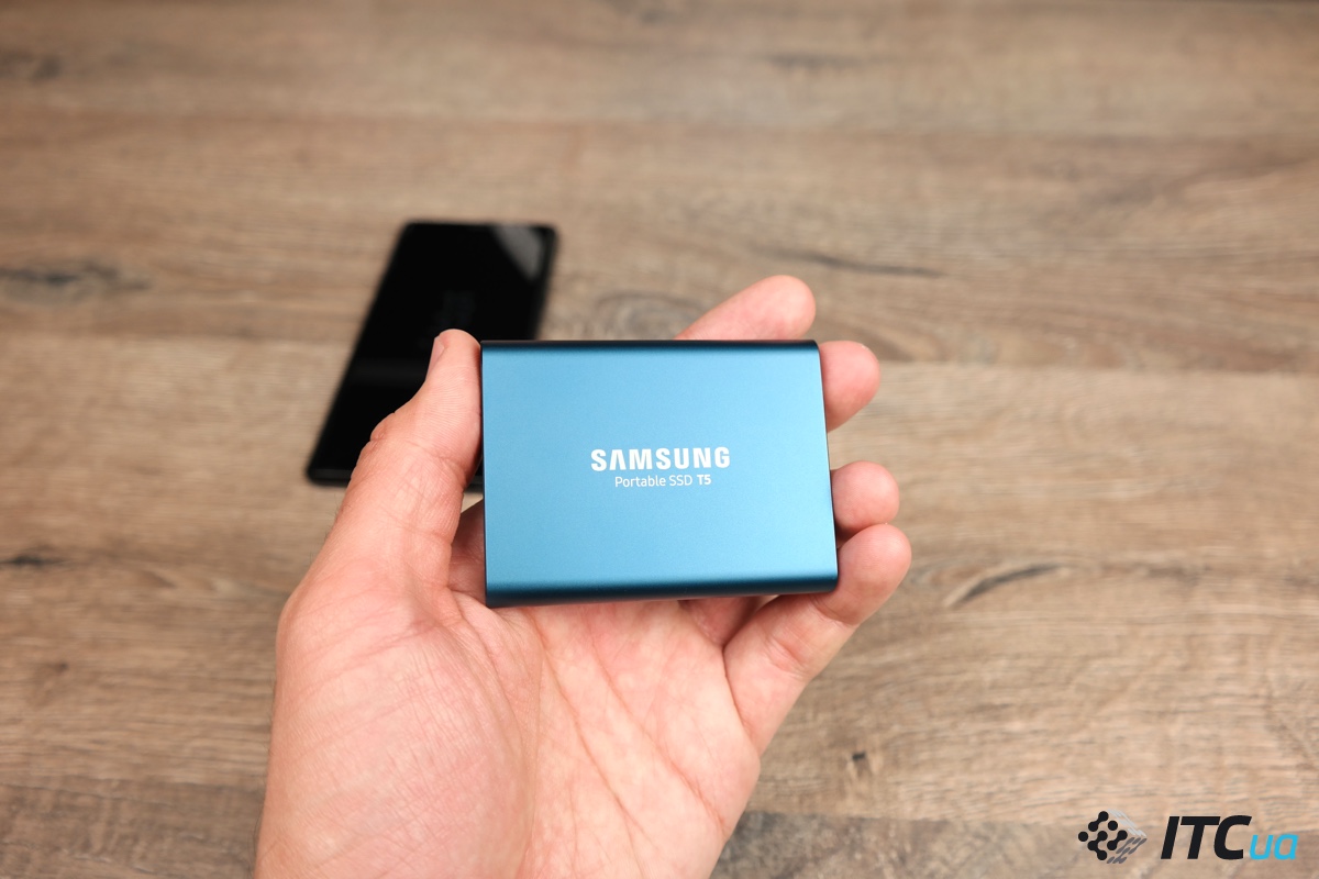 Обзор портативного SSD накопителя Samsung T5