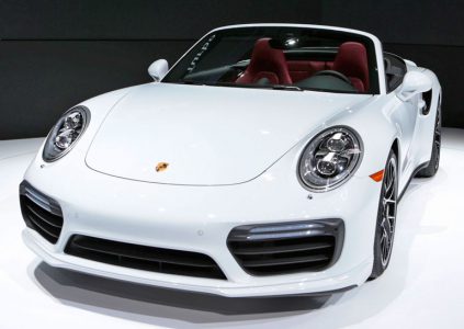 Porsche работает над гибридной версией Porsche 911
