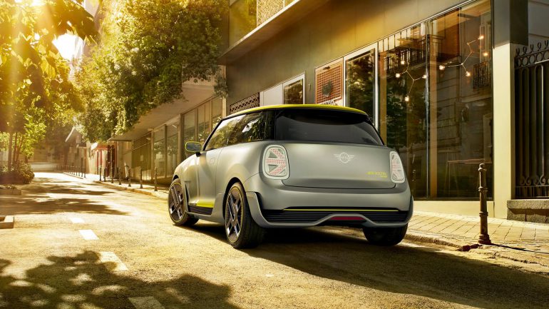 BMW хочет превратить Mini в сугубо электромобильный бренд на территории США. Ранее о таком же ходе заявил Smart