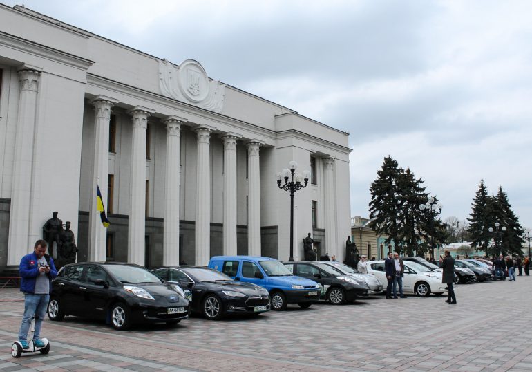 Закарпатский автозавод «Еврокар» рассматривает возможность производства в Украине электромобилей, батарей и других комплектующих для них