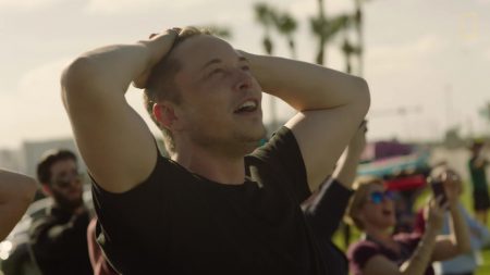 «Чёрт побери, эта штука взлетела»: Реакция Илона Маска во время запуска Falcon Heavy [Видео]