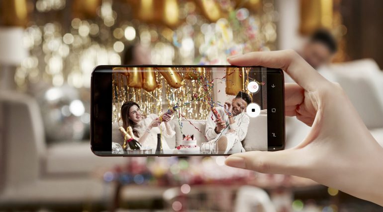 Представлены смартфоны Samsung Galaxy S9 и Galaxy S9 Plus: более яркий экран, улучшенная камера и «селфимоджи»