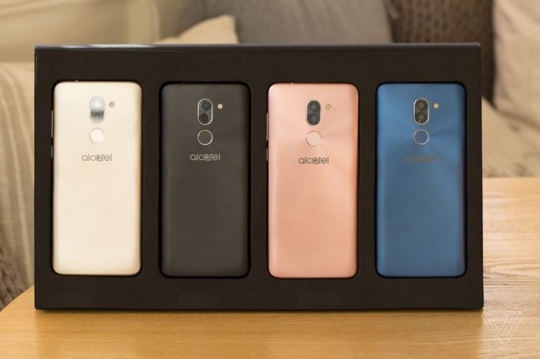 Alcatel привезла на MWC 2018 сразу пять смартфонов и два планшета