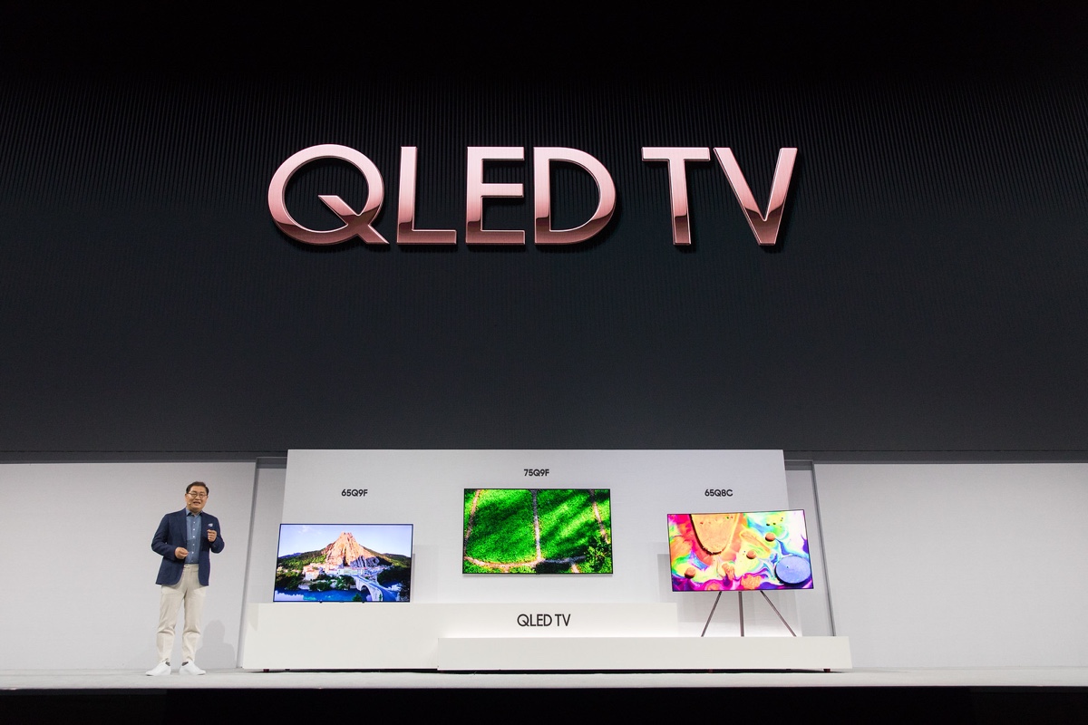 Первый взгляд на QLED телевизоры Samsung 2018 года