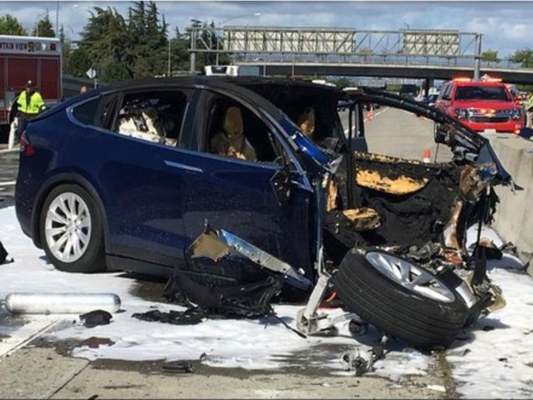 Погибший в аварии на Tesla Model X водитель неоднократно жаловался на неисправный автопилот