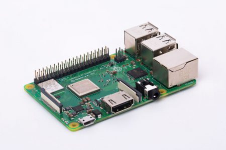 Вышла новая версия Raspberry Pi с более производительным CPU и улучшенными модулями беспроводной связи