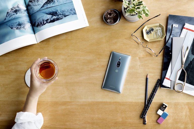 Флагманский смартфон Sony Xperia XZ2 Premium представлен официально: 5,8-дюймовый 4K HDR экран, Snapdragon 845 с 6 ГБ ОЗУ и двойная камера Motion Eye Dual (19 Мп + 12 Мп)