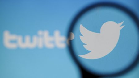 Twitter записал на свой счет еще один прибыльный квартал и нарастил пользовательскую базу
