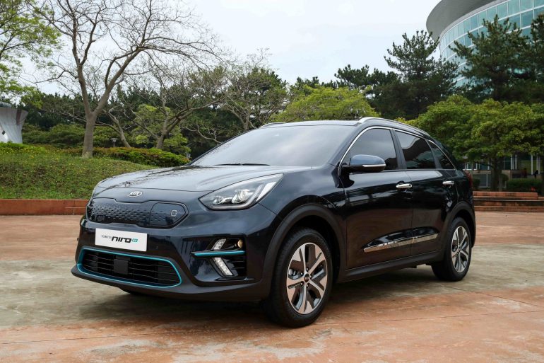 В Корее представили серийную версию электрокроссовера Kia Niro EV с запасом хода до 380 км, продажи стартуют уже до конца текущего года