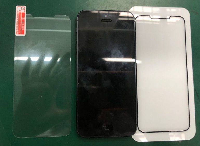 Производитель чехлов Olixar опубликовал рендер будущего смартфона iPhone SE 2 с безрамочным дизайном и "челкой"