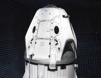 Илон Маск показал готовый пилотируемый корабль SpaceX Crew Dragon (Dragon 2)