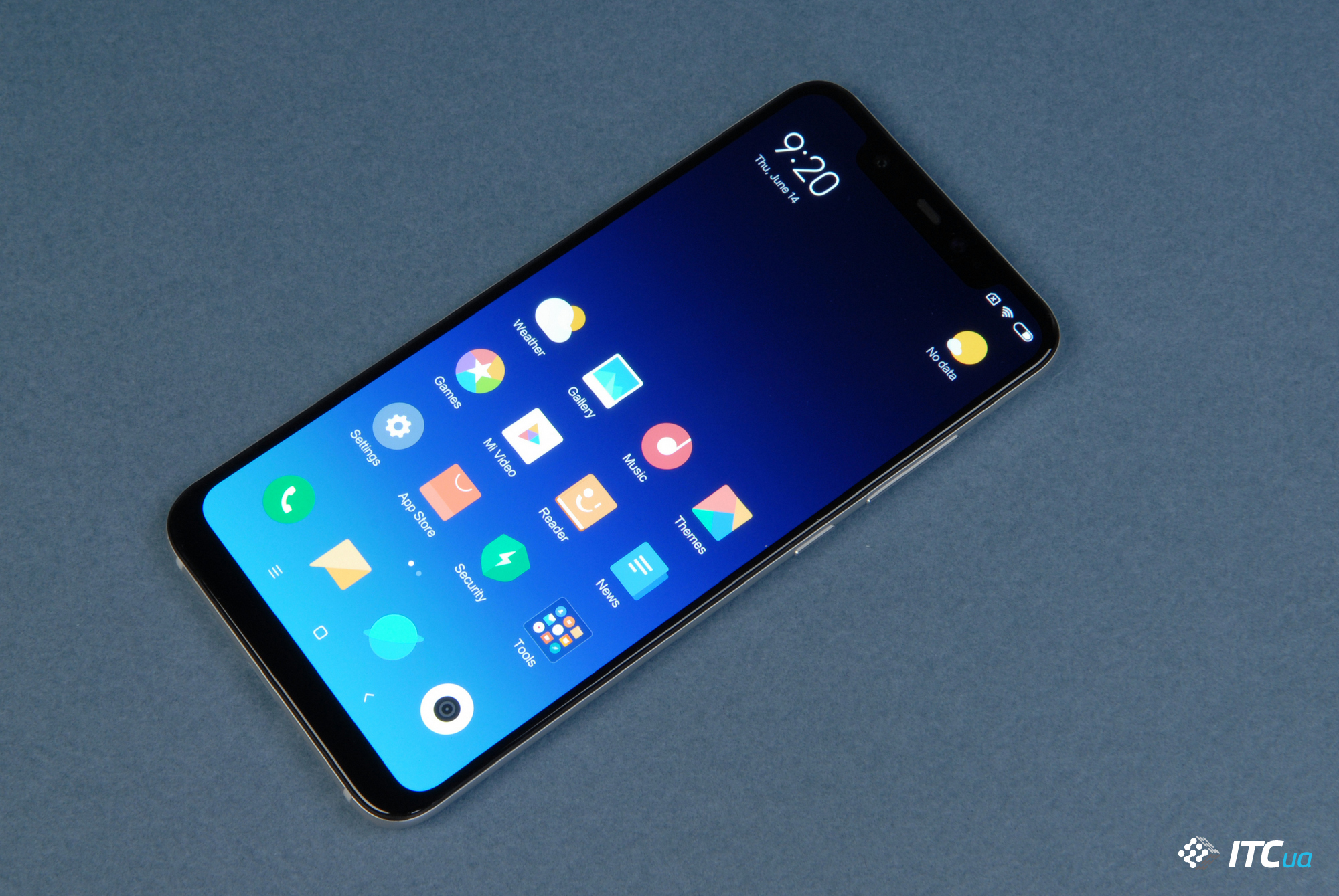 Обзор Xiaomi Mi 8