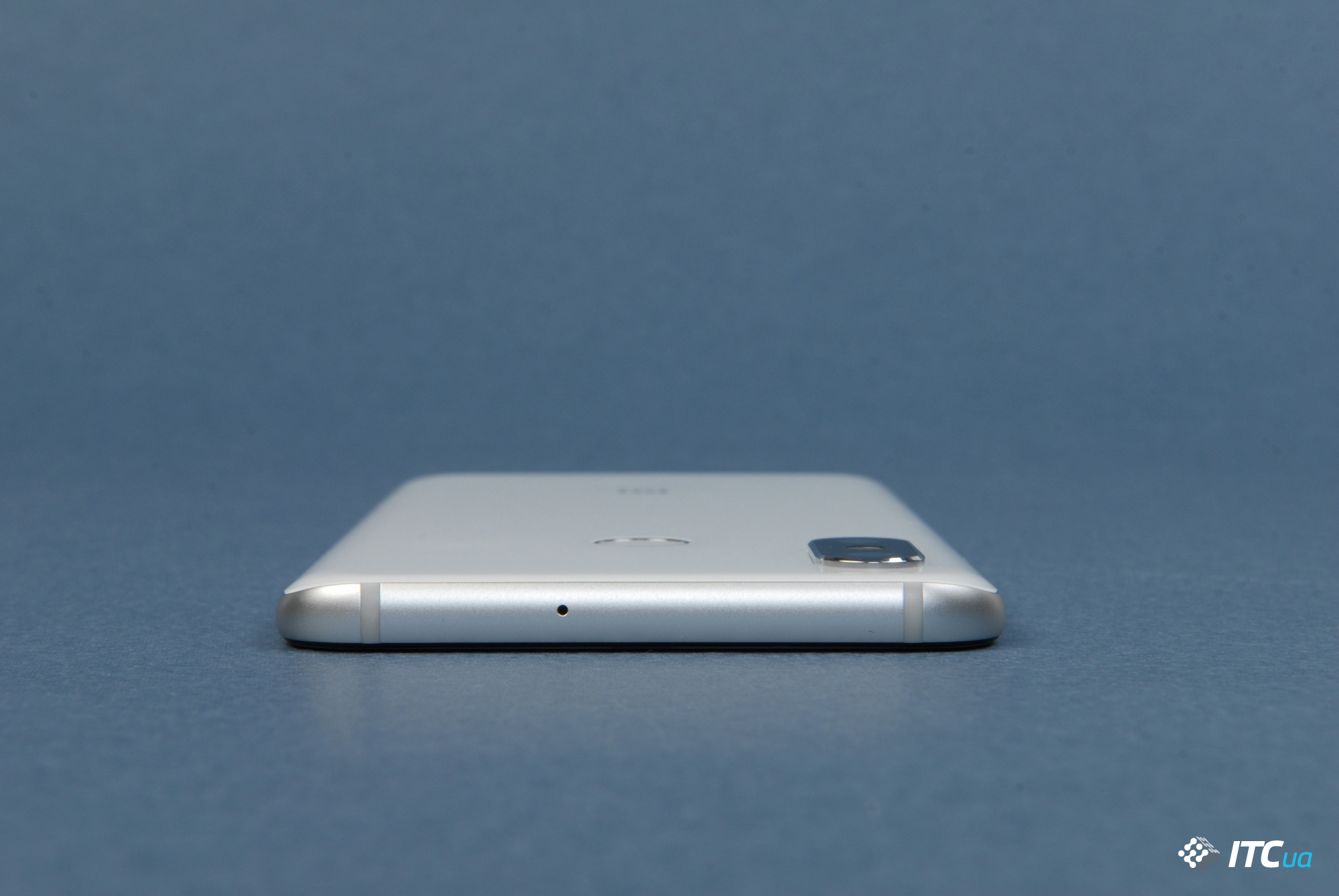 Обзор Xiaomi Mi 8