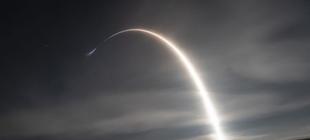 SpaceX увеличила сеть на судне-пауке в четыре раза, но поймать обтекатель ракеты Falcon 9 опять не удалось
