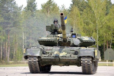 Украинский стартап LimpidArmor показал возможности AR-системы модернизации бронетехники, установленной на танке Т-64