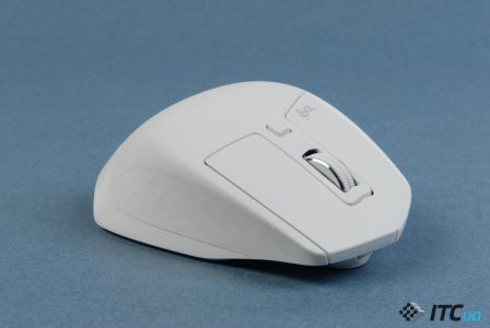 MX Master 2S как лежит в руке