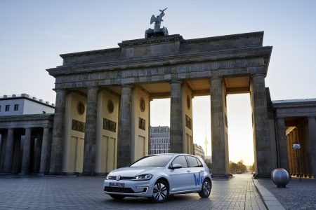 Volkswagen откроет каршеринг электромобилей «We Share» в Берлине во втором квартале 2019 года, годом позже сервис запустят в Европе и США