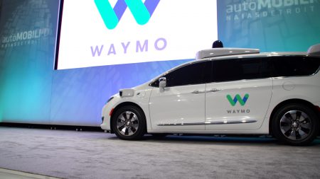Издание The Information: беспилотные машины Waymo еще не готовы к выходу на дороги общего пользования