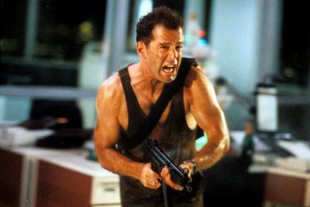 Шестую по счету часть «Крепкого орешка» назовут просто «McClane» / «Макклейн», без приставки Die Hard. Фильм расскажет о становлении и старости героя Брюса Уиллиса
