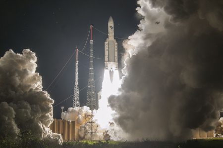 ESA и Arianespace провели сотый запуск ракеты-носителя Ariane 5