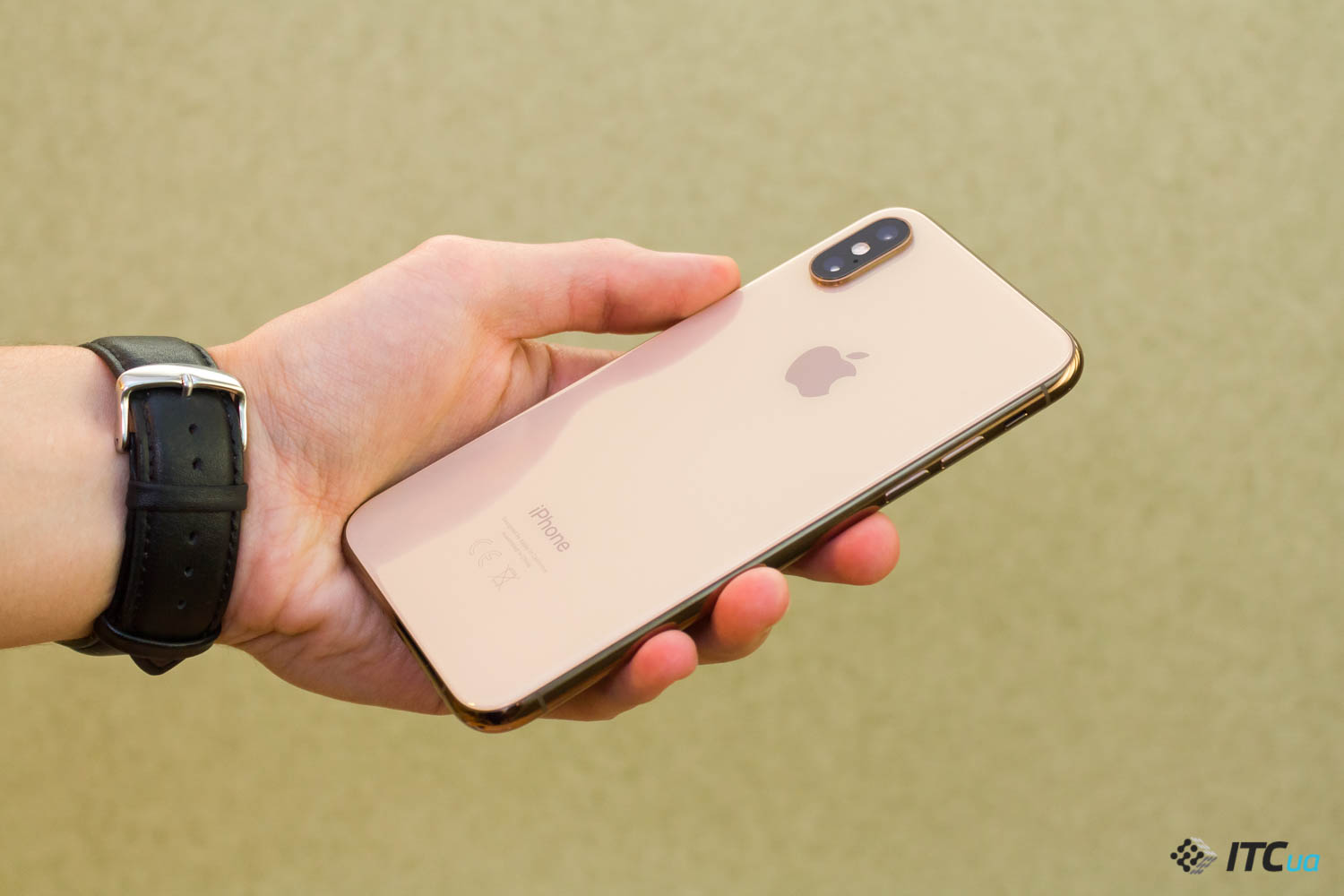 iPhone Xs и iPhone Xs Max - обзор смартфонов Apple