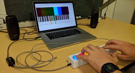 Исследователи DeepMind заменили фортепиано восьмикнопочным контроллером
