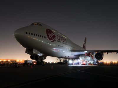 Virgin Orbit прикрепила ракету-носитель LauncherOne к модифицированному Boeing 747
