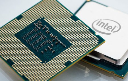 Intel объяснила нехватку своих CPU возросшим спросом, пообещав решить проблему дополнительными инвестициями в расширение производства