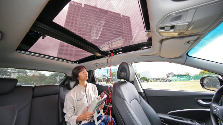 Hyundai и Kia начнут оснащать свои автомобили солнечными крышами и капотами начиная с 2019 года