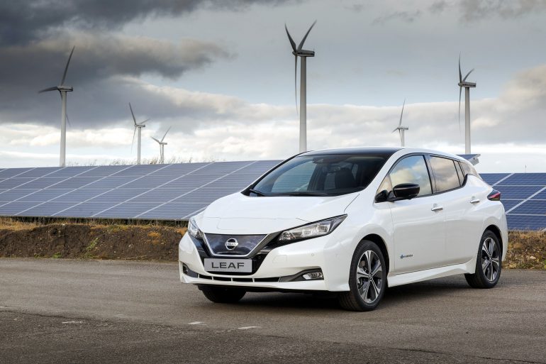 Сегодня должны были представить электромобиль Nissan Leaf E-Plus с батареей на 60 кВтч, но из-за скандала с Карлосом Гоном анонс отложили на неопределенный период