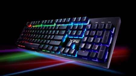ADATA представила геймерскую клавиатуру XPG INFAREX K10 с RGB-подсветкой и мышь INFAREX M20 с переключателями OMRON