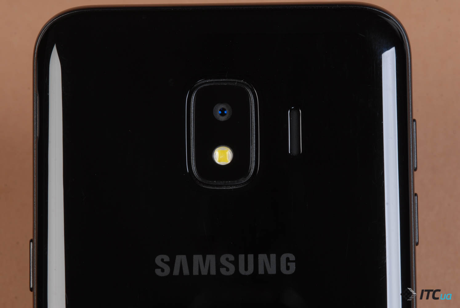 Galaxy J2 Core – обзор смартфона Samsung