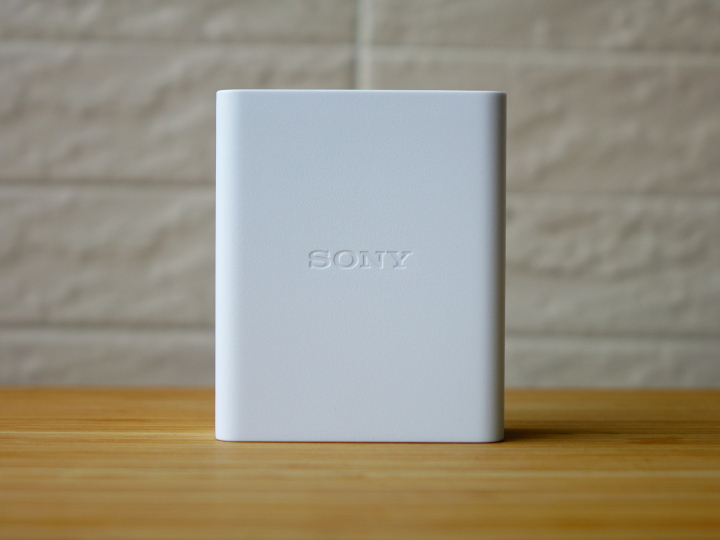 Sony выпустила быстрое зарядное устройство: два порта (USB-C и USB-A) и мощность 46,5 Вт