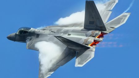 3D-печать позволит ВВС США удешевить ремонт истребителей F-22 Raptor