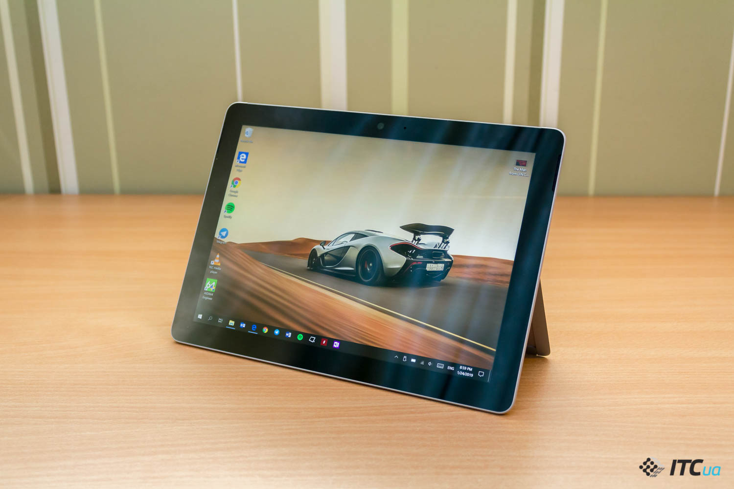 Surface Go — обзор планшета Microsoft