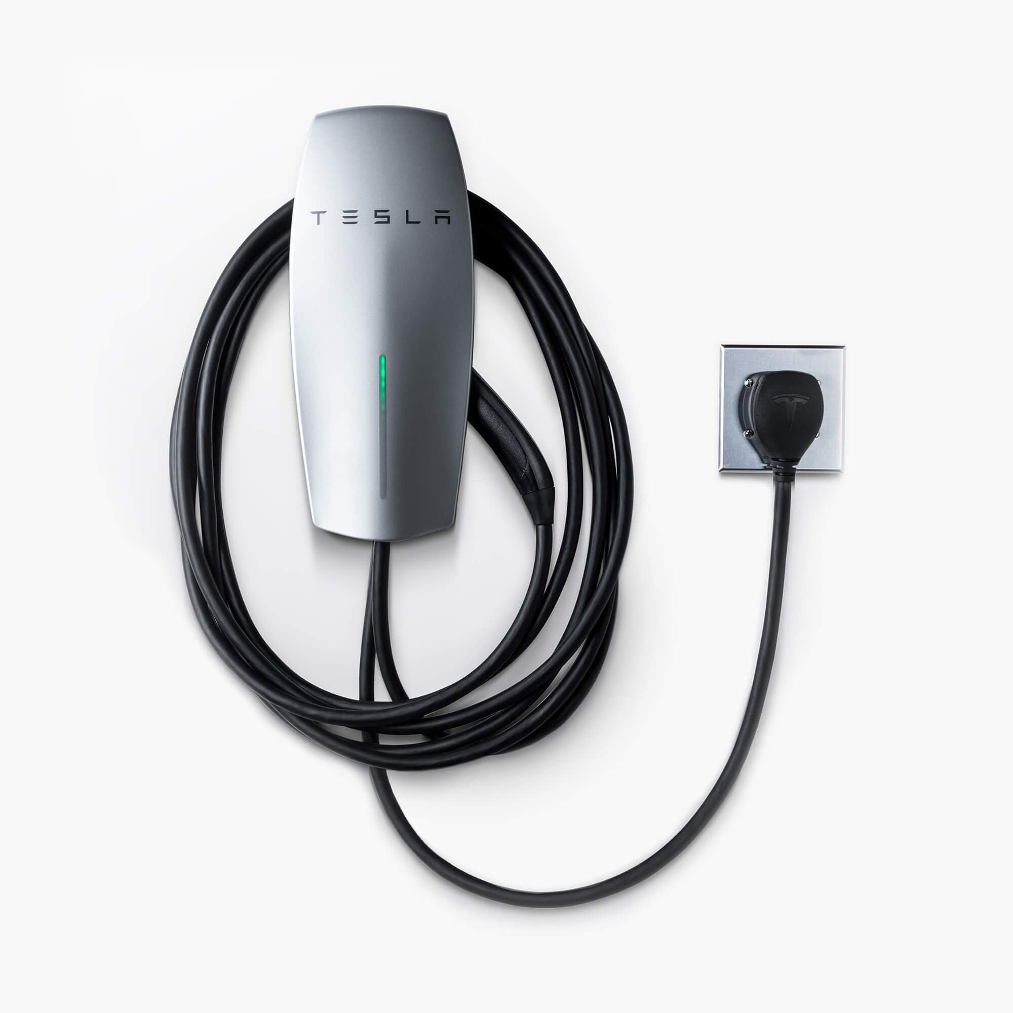 Tesla выпустила новое зарядное устройство Wall Connector стоимостью $500 для прямого подключения к розеткам NEMA 14-50
