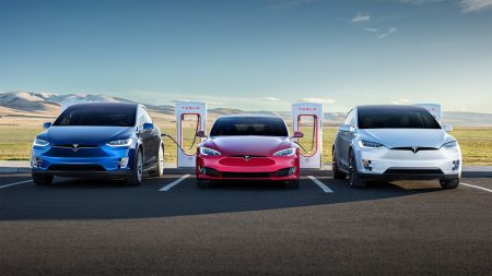 Tesla существенно повысила цены на зарядных станциях Supercharger по всему миру