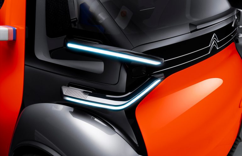 Citroen привезет в Женеву городской двухместный электромобиль Ami One Concept с запасом хода 100 км, для управления которым не нужны права