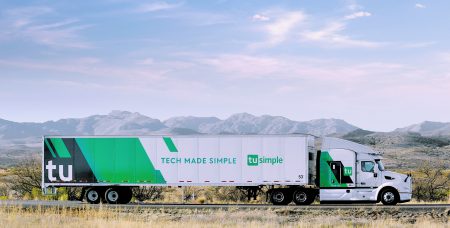 TuSimple стал первым стартапом-«единорогом» на рынке беспилотных грузовиков