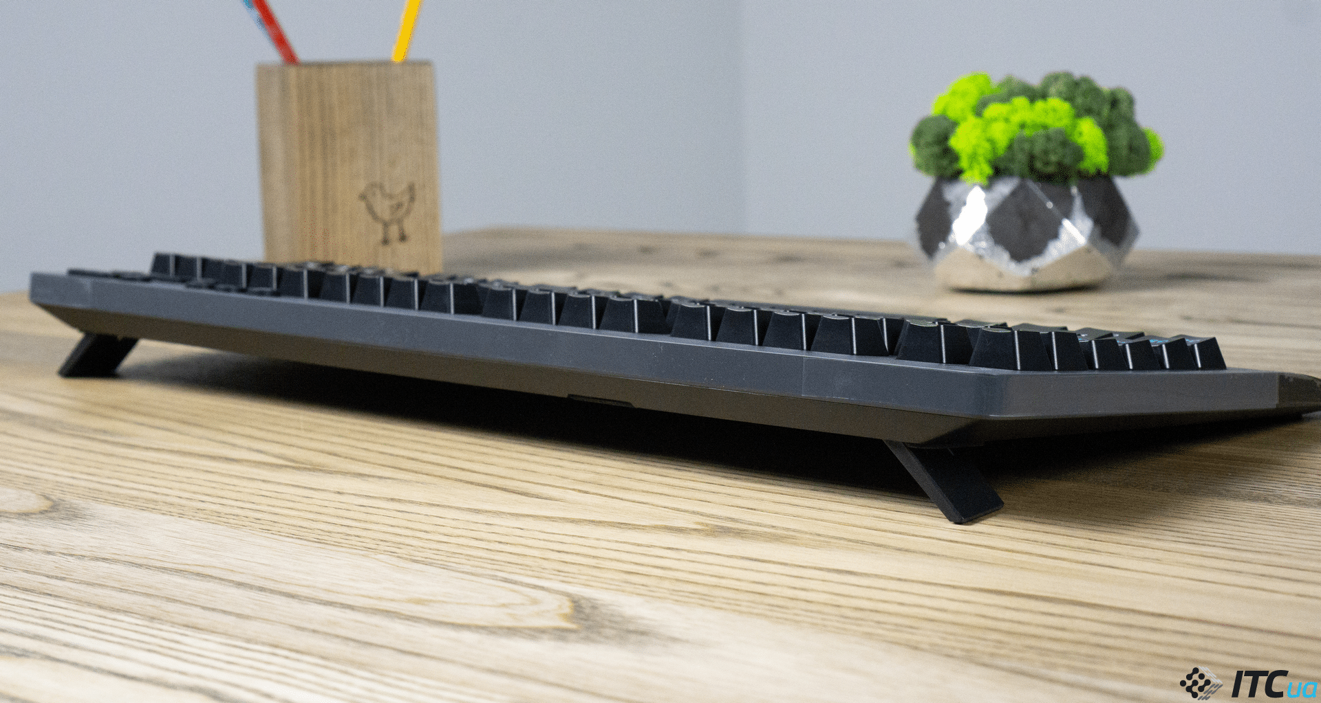 Обзор беспроводной механической клавиатуры Logitech G613