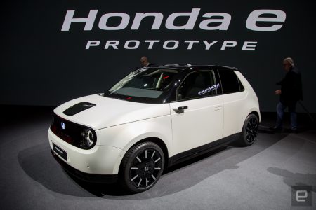 Предзаказы на электрохэтчбек Honda e Prototype стартуют уже в начале лета, а к 2025 году все новые автомобили бренда в Европе будут электрическими [Женева 2019]