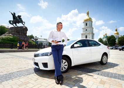 Uber опубликовал «рейтинг забывчивости» украинских пользователей за 2018 год, включая Топ-20 самых странных предметов, оставленных в такси