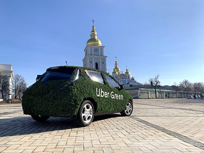 Uber запустил в Киеве сервис Uber Green на основе электромобилей Nissan Leaf,  Renault Zoe и др. по цене UberSELECT