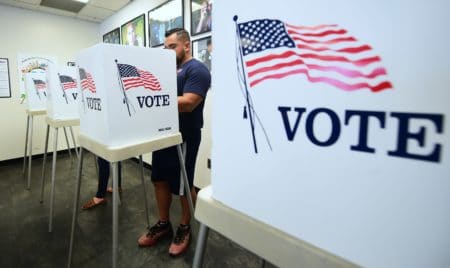 Власти Западной Вирджинии одобрили мобильное блокчейн-приложение для голосования